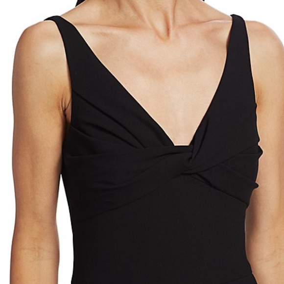 Monique Lhuillier Sweetheart Crepe Gown - Picture 3 of 14